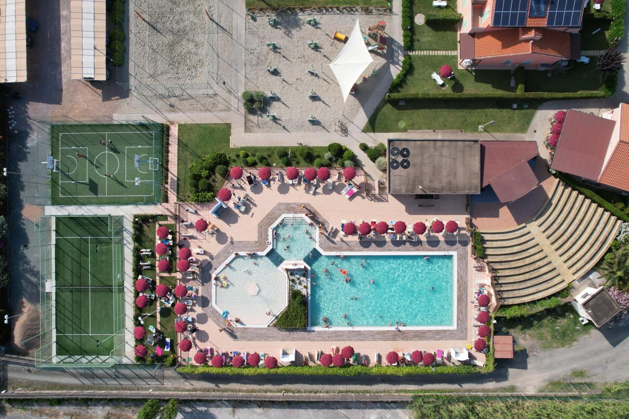 Aparthotel Rosa Dei Venti Vada Exterior foto